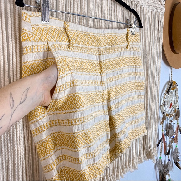 Loft The Riviera Short Yellow White Stripes Size 2 - Picture 5 of 9